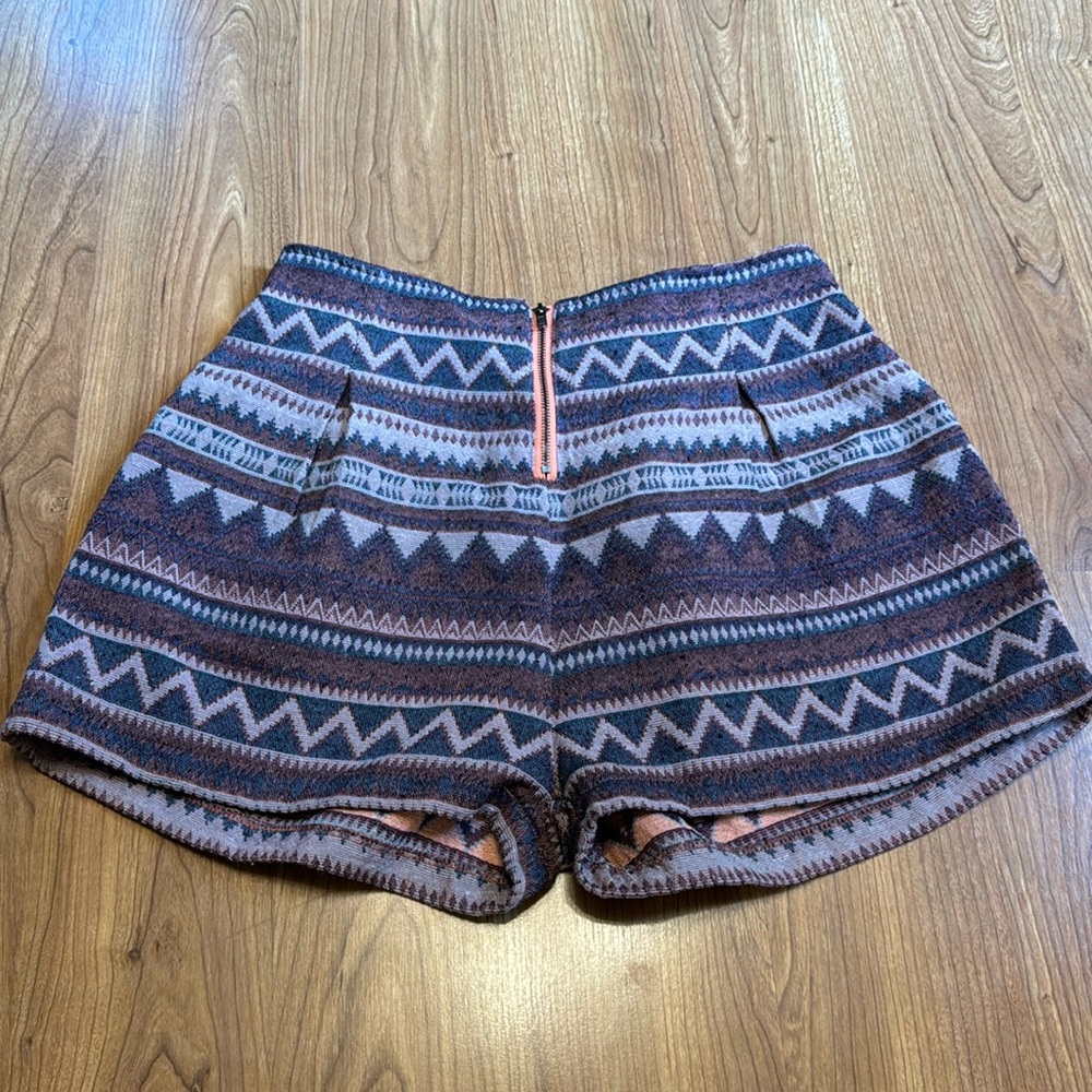 High waisted short